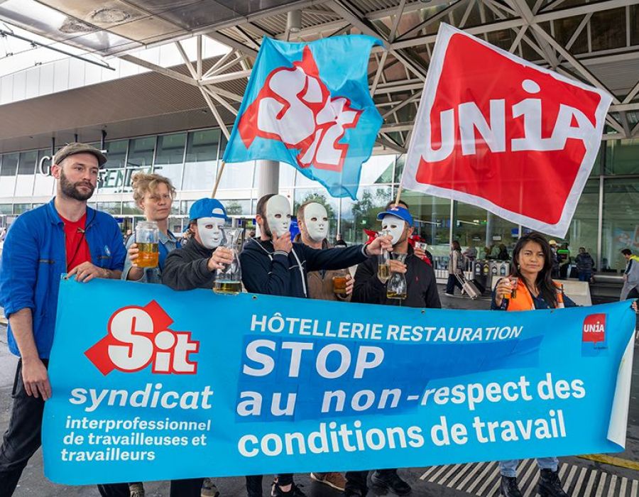 Le 26 octobre dernier, plusieurs employés, soutenus par les syndicats Unia et Sit, avaient dénoncé leurs conditions de travail devant l’aéroport. 