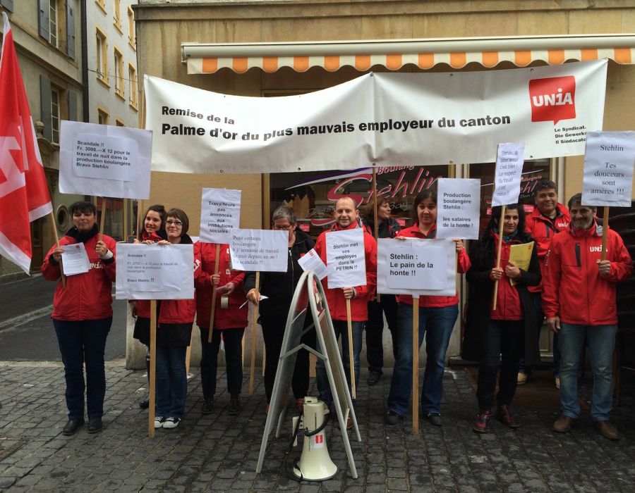 En 2014, Les travailleurs et Unia devant la boulangerie épinglée.