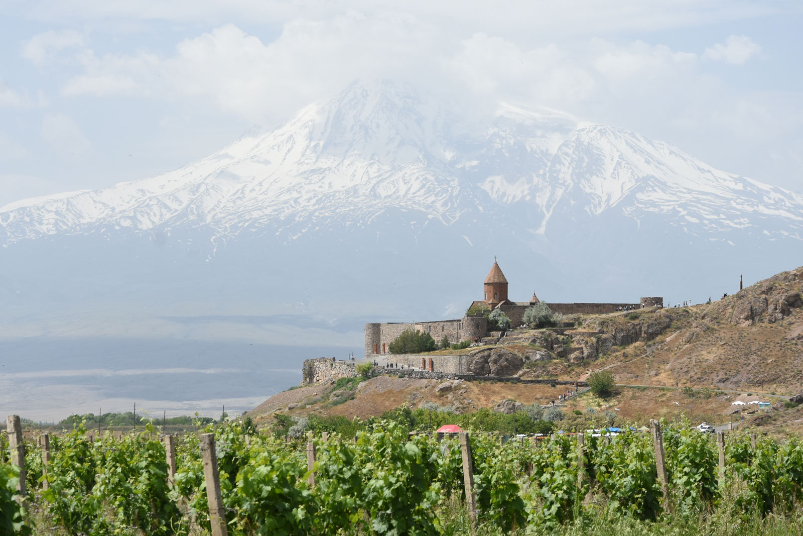 Le monastère de Khor Virap avec pour cadre le mythique mont Ararat.