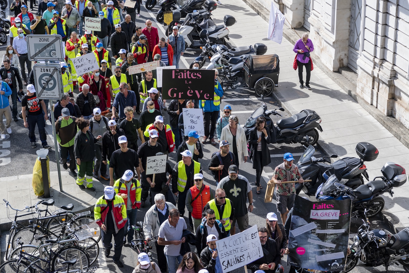 CortÃ¨ge des grÃ©vistes.