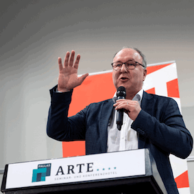 Portrait de Pierre-Yves Maillard