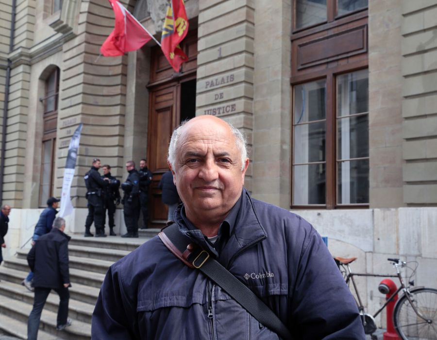 Demir Sönmez devant le Tribunal de police genevois.
