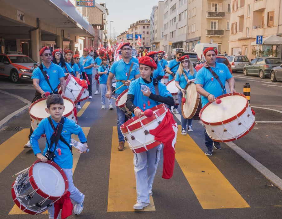 Groupe de percussions portugaises.